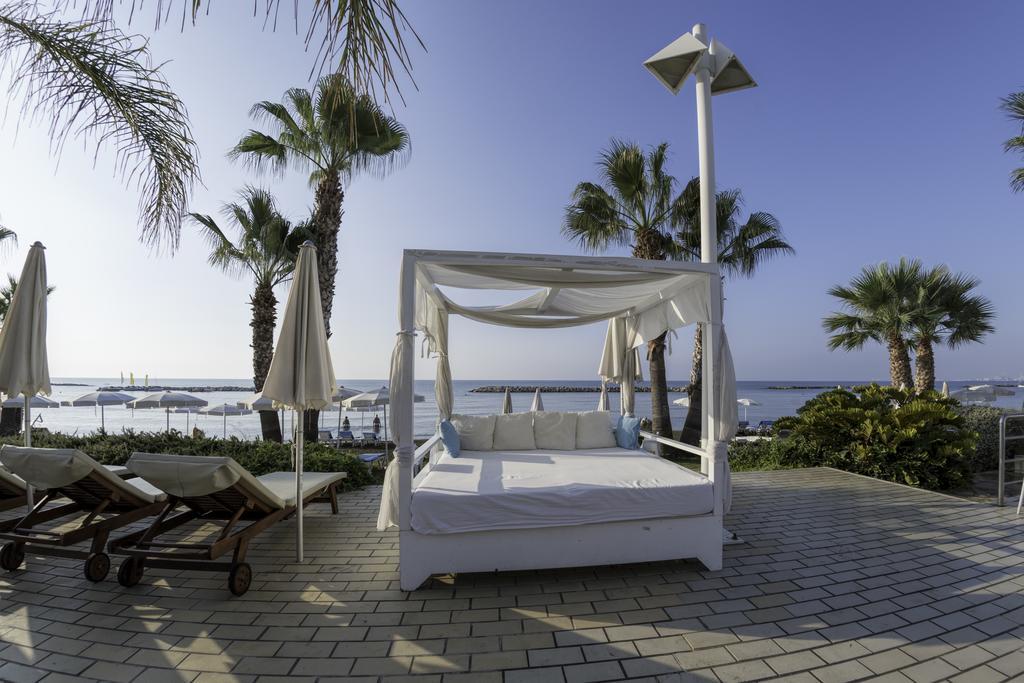 Palm Beach Hotel & Bungalows Lárnaca Exterior foto