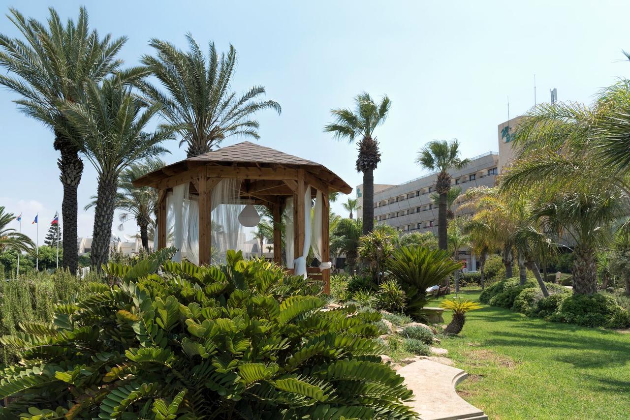 Palm Beach Hotel & Bungalows Lárnaca Exterior foto