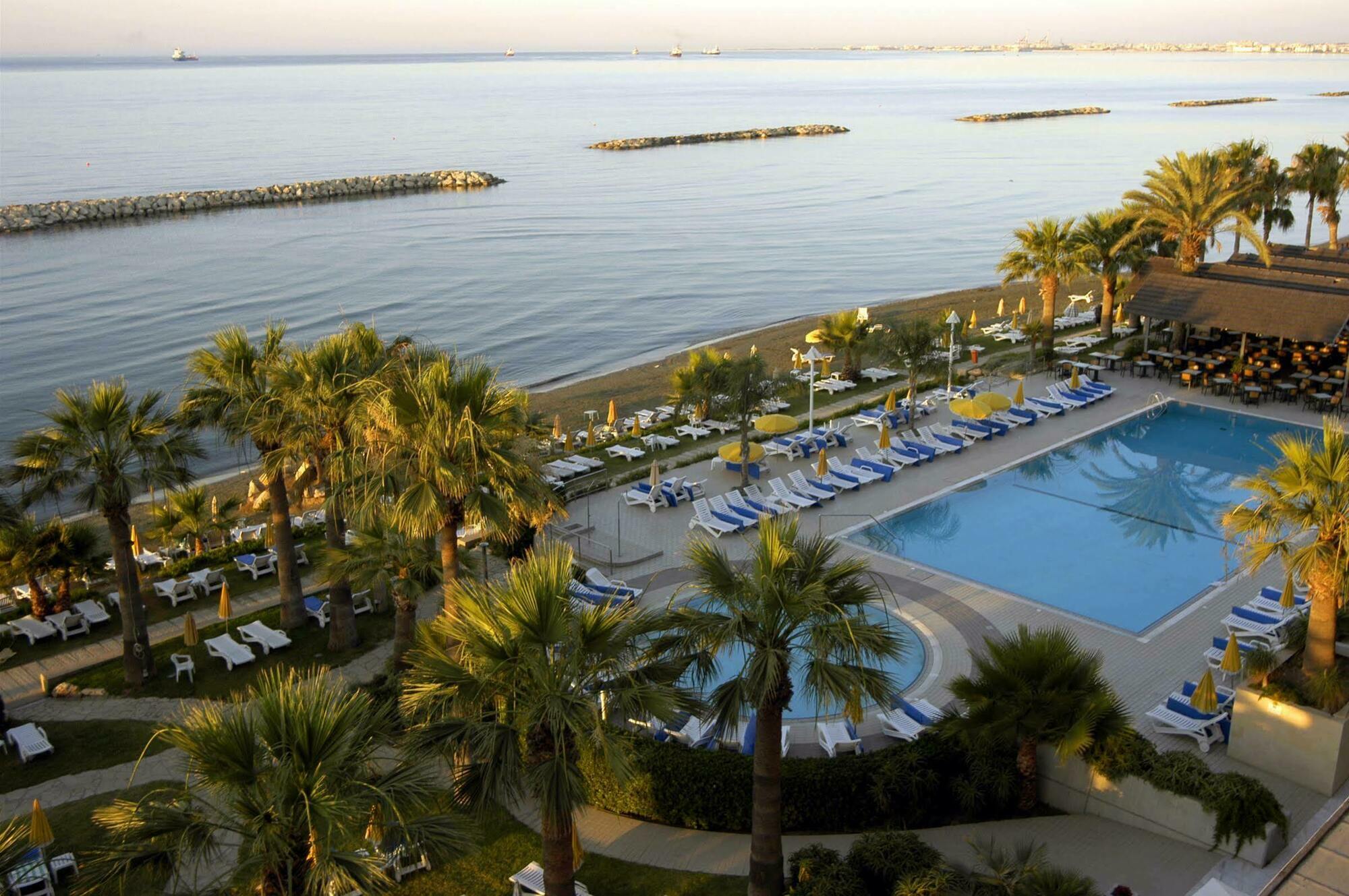 Palm Beach Hotel & Bungalows Lárnaca Facilidades foto